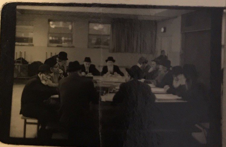The shiur room